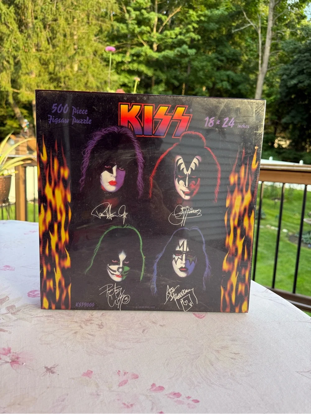 Kiss Band 500-Piece Jigsaw Puzzle - Black, Orange, Purple, Green - never opened